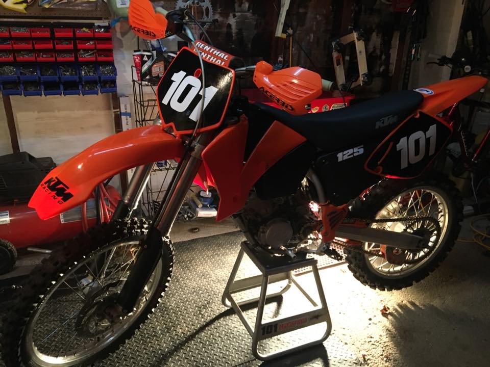 Single Color Race Number Decals - Sliced Fonts Options 1-9